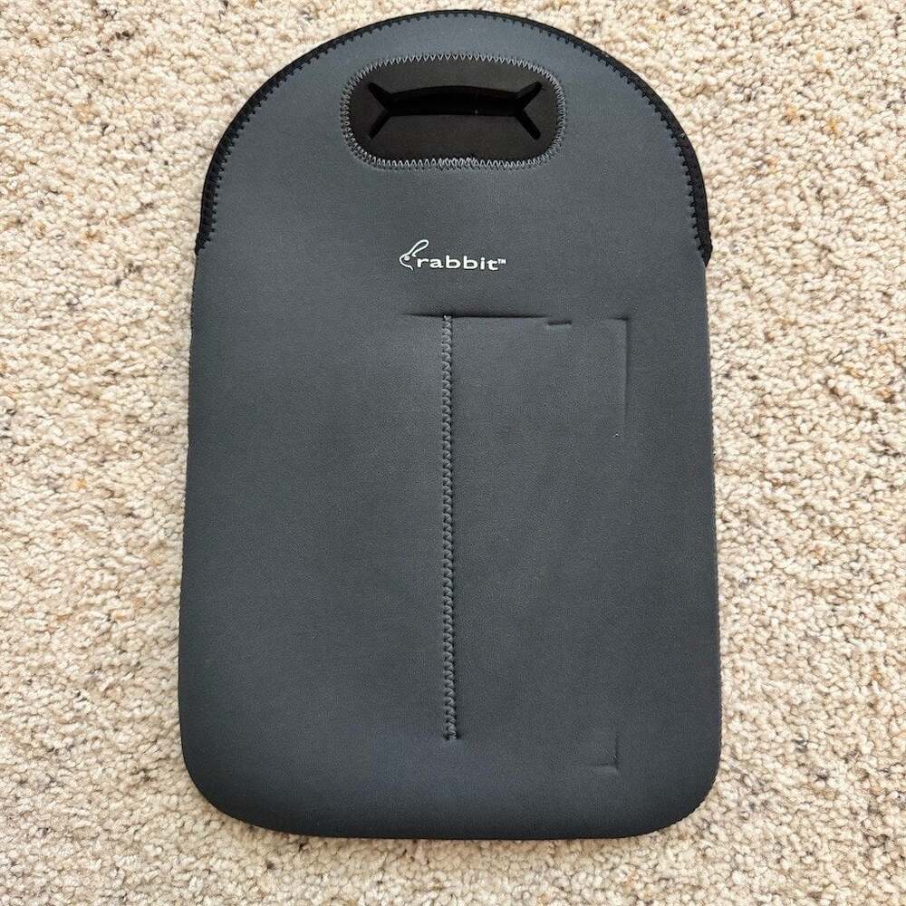 Rabbit 2-Bottle Wine Tote Carrier Bag Insulated Black w/ Divider Handle
